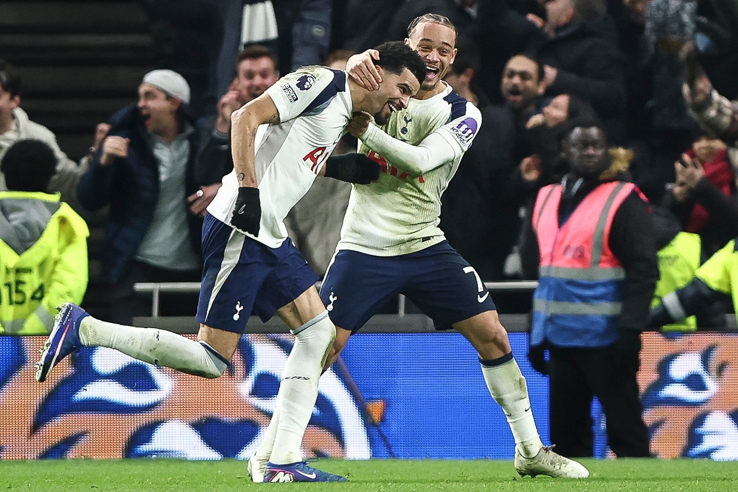 刚对曼城双响!张冰公开向中超球队推荐索兰克:可100万欧租借