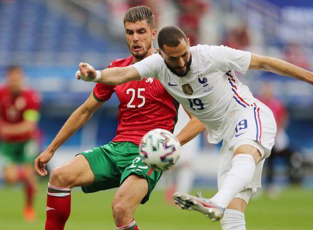 1623196364240028553.jpeg 熊猫体育APP-F1退赛卡丁车撞线!本泽马轻伤无碍?吉鲁上场就灵