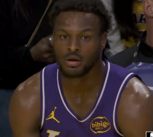 熊猫体育下载-NBA历史首次父子助攻！詹姆斯14+6+8连线布朗尼中三分 官方盛赞